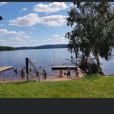 Egen Stuga Och Vedeldad Bastu Linghed Exterior photo